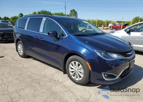 2018 Chrysler Pacifica Touring Plus from USA, damaged, VIN 2C4RC1FG9JR103322